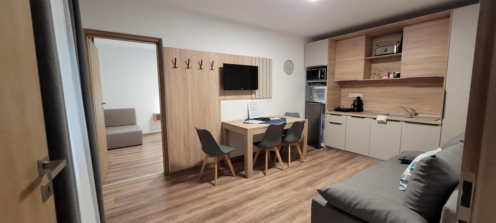 Csaladi Kikoeto Apartman غيولا المظهر الخارجي الصورة