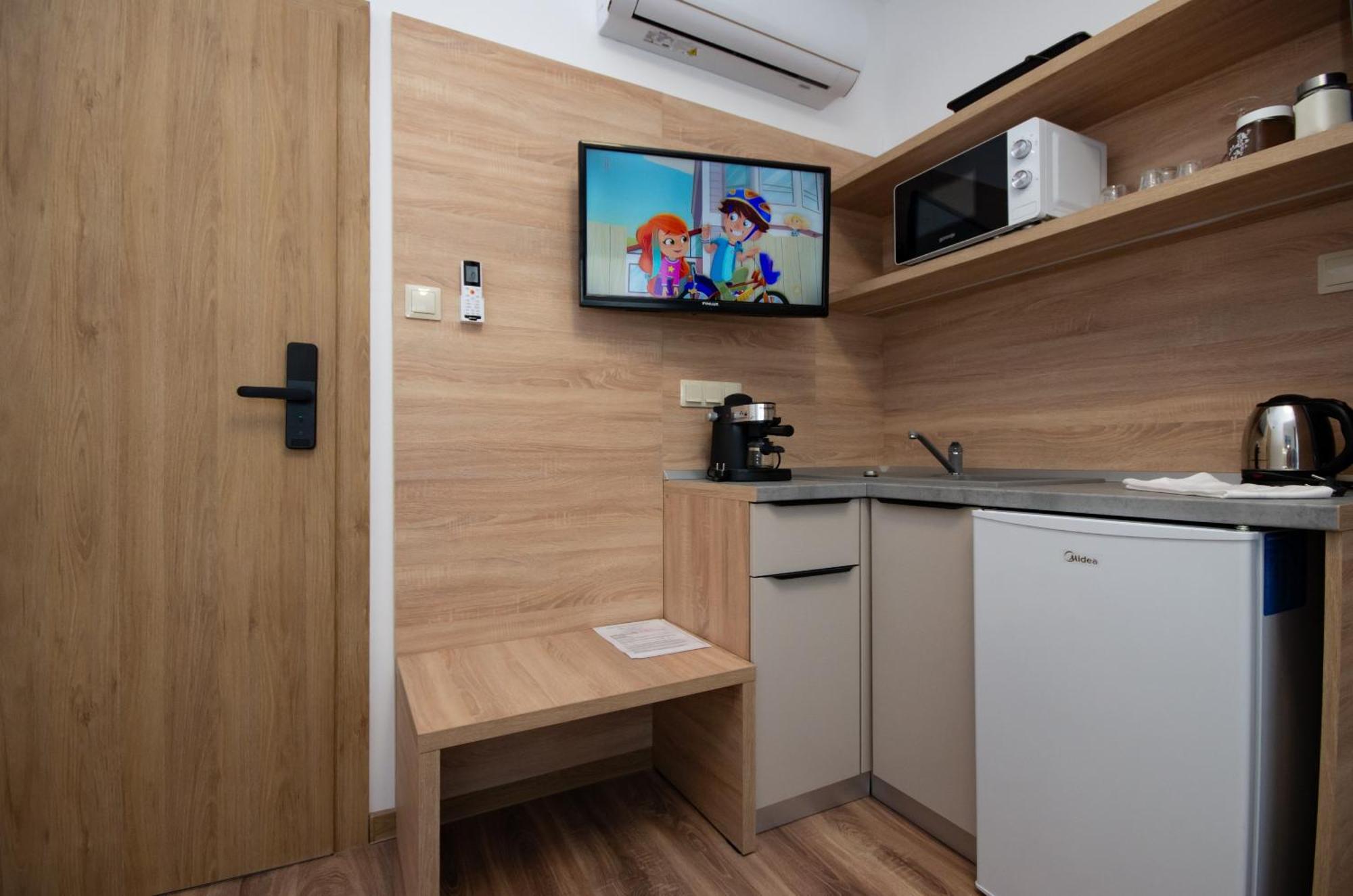 Csaladi Kikoeto Apartman غيولا المظهر الخارجي الصورة